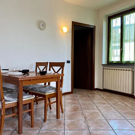 Nest On The River Apartman Sesto Calende